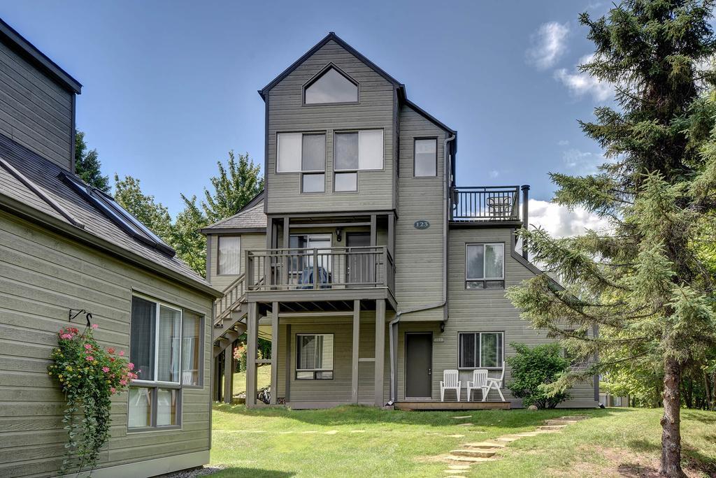 Le Villageois - Condos Mont-Tremblant By Kasania Exterior photo